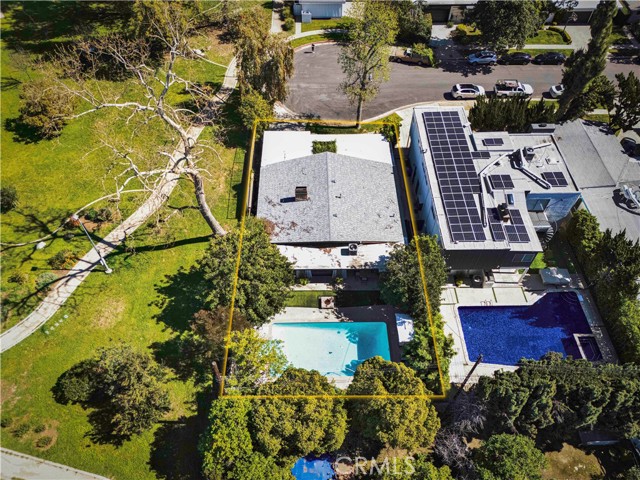 Detail Gallery Image 52 of 60 For 6119 Mary Ellen, Valley Glen,  CA 91401 - 4 Beds | 2 Baths