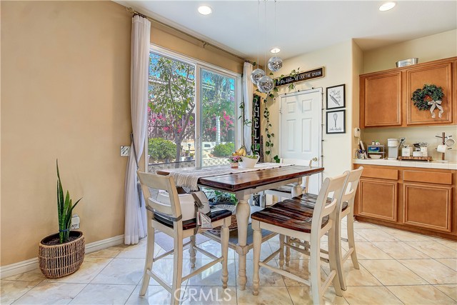 Detail Gallery Image 17 of 38 For 25960 Corte Antigua, Moreno Valley,  CA 92551 - 6 Beds | 3 Baths