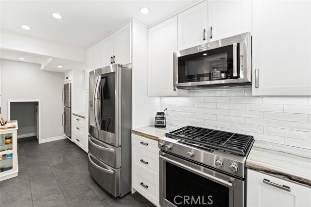 Detail Gallery Image 14 of 44 For 24 Morning Glory, Rancho Santa Margarita,  CA 92688 - 2 Beds | 1/1 Baths