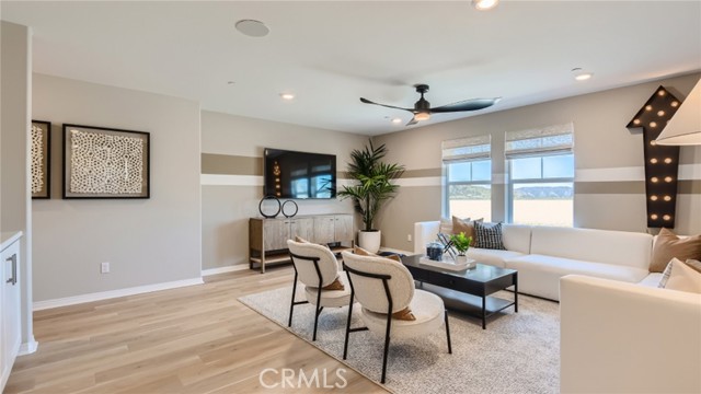 30282 Waterline Drive, Menifee CA: https://media.crmls.org/medias/55ef5364-62be-488a-9249-87f754062e91.jpg