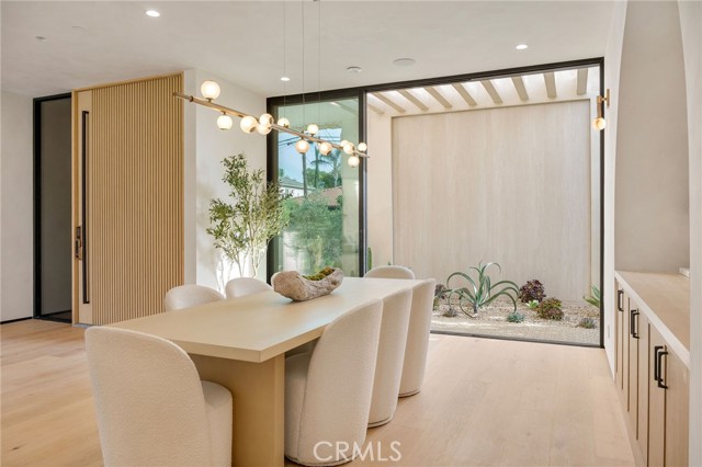 Detail Gallery Image 20 of 72 For 15447 Huston, Sherman Oaks,  CA 91403 - 5 Beds | 5/1 Baths