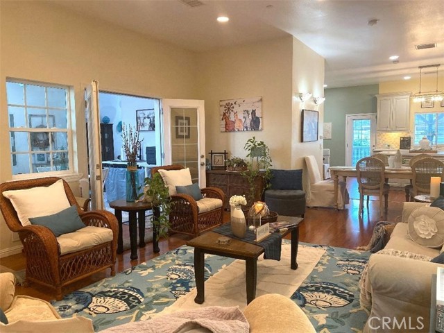 Detail Gallery Image 13 of 55 For 23711 California Ave, Hemet,  CA 92545 - 5 Beds | 3 Baths