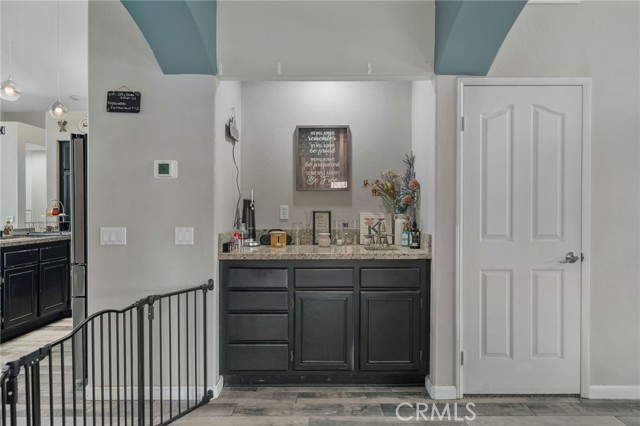 Detail Gallery Image 8 of 28 For 12722 Loma Verde Drive, Victorville,  CA 92392 - 4 Beds | 2/1 Baths