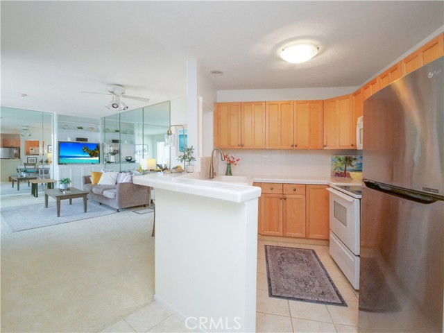 Detail Gallery Image 9 of 35 For 620 the Village #210,  Redondo Beach,  CA 90277 - 1 Beds | 1 Baths
