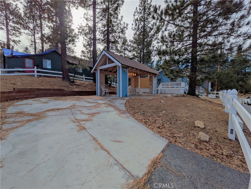 https://media.crmls.org/medias/55f45579-4e51-4a9f-a77e-def9072769eb.jpg?preset=X-Large