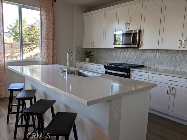Image 2 of 18 For 31928 Gimbal Way