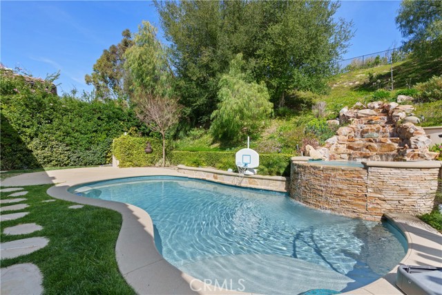 598 N Conejo School Road, Thousand Oaks CA: https://media.crmls.org/medias/55f5da12-37c1-4c86-bba3-434624d74e46.jpg