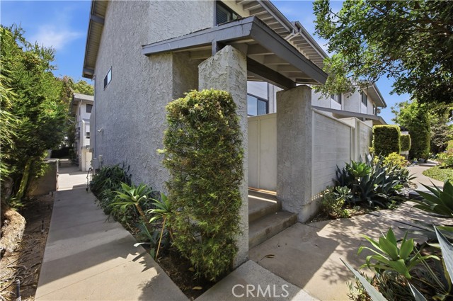 1911 Rockefeller Lane, Redondo Beach, California 90278, 2 Bedrooms Bedrooms, 0 ,1 BathroomBathrooms,Residential,For Sale,Rockefeller,0,SB26123114 1911 Rockefeller Lane, Redondo Beach, California 90278, 2 Bedrooms Bedrooms, 0 ,1 BathroomBathrooms,Residential,For Sale,Rockefeller,0,SB26123114