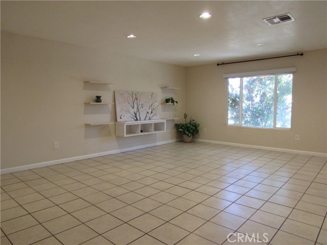 10517 50th Street, Jurupa Valley CA: https://media.crmls.org/medias/55f68b57-f217-4477-9b66-4204df9e6b9f.jpg