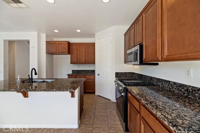 Detail Gallery Image 20 of 40 For 3147 Red Cedar, Hemet,  CA 92545 - 4 Beds | 2/1 Baths
