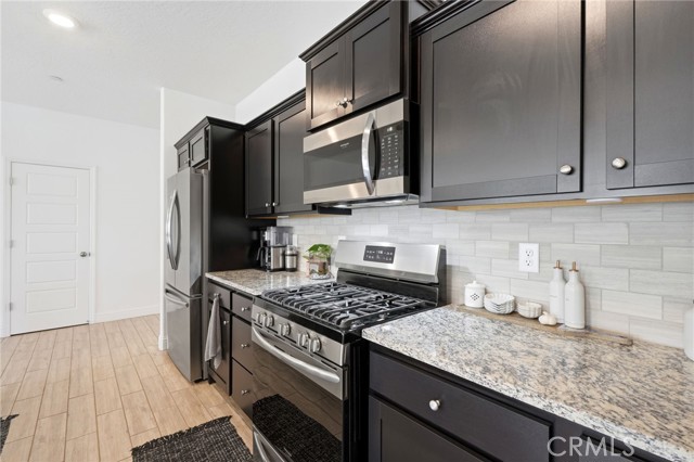 Detail Gallery Image 28 of 52 For 2587 W Heather, Hanford,  CA 93230 - 3 Beds | 2 Baths