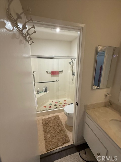 Image 5 of 19 For 8566 Fallbrook Circle C704b