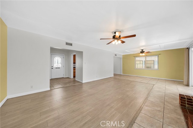 Detail Gallery Image 9 of 28 For 386 W 16th St, Upland,  CA 91784 - 4 Beds | 2 Baths