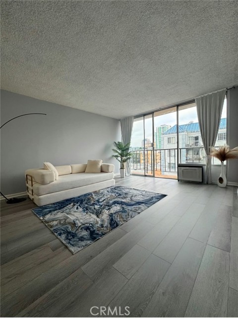 375 Atlantic, 407 photo 7