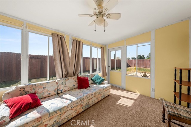 12610 Serrano Drive, Yucaipa CA: https://media.crmls.org/medias/55fadfd3-71e0-4a30-8e13-abe27d06812d.jpg