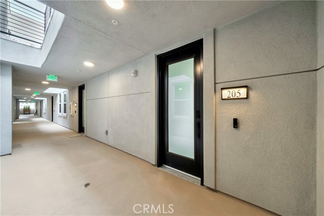 Detail Gallery Image 3 of 26 For 1105 S Cleveland St #205,  Oceanside,  CA 92054 - 2 Beds | 2 Baths