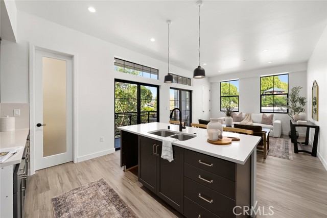 Detail Gallery Image 12 of 54 For 581 Higuera St #210,  San Luis Obispo,  CA 93401 - 2 Beds | 2 Baths