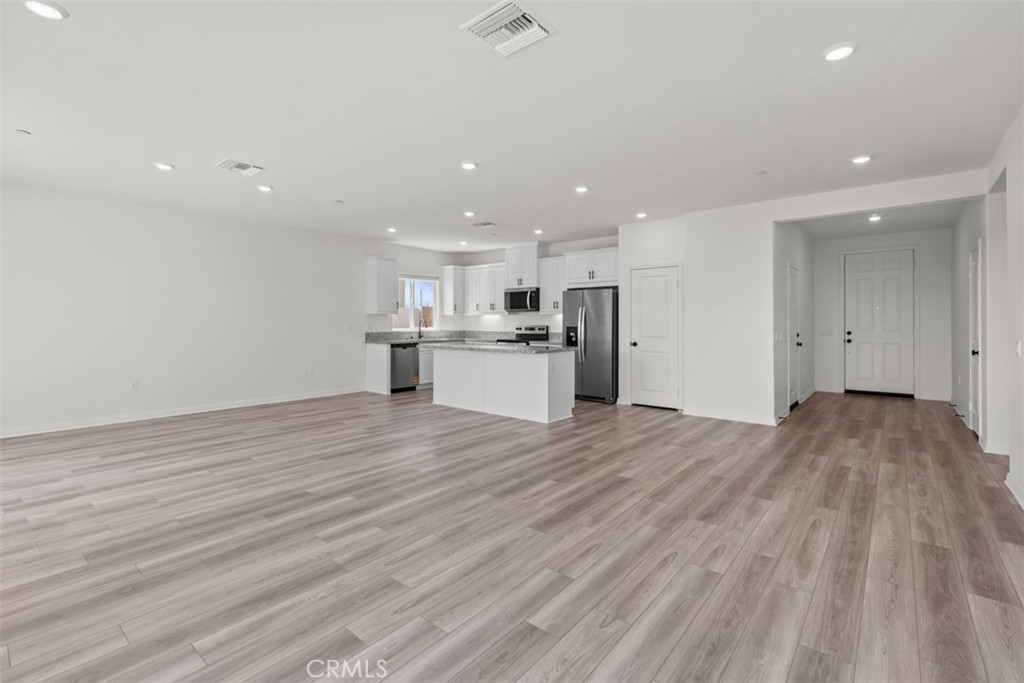 MLS #IV25253414 image #8