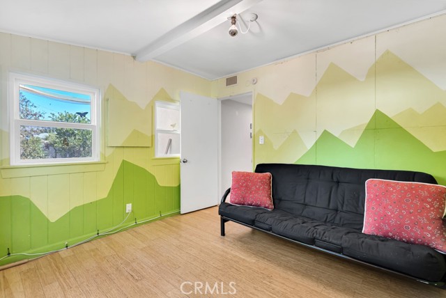 Detail Gallery Image 17 of 31 For 10549 Mcclemont Ave, Tujunga,  CA 91042 - 4 Beds | 2 Baths
