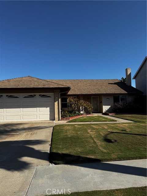 Detail Gallery Image 1 of 23 For 21202 Banff Ln, Huntington Beach,  CA 92646 - 5 Beds | 2 Baths