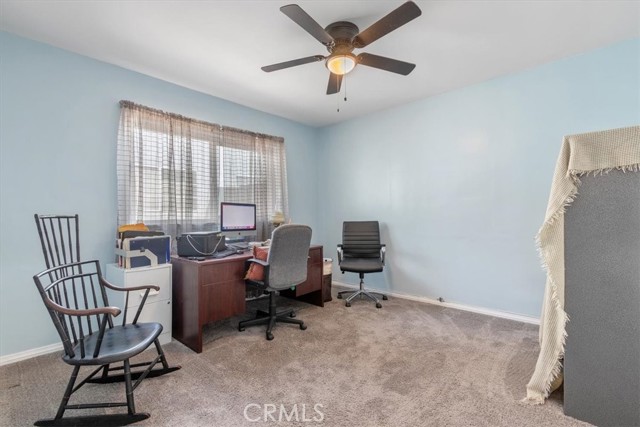 4817 Quartz Hill Rd, Quartz Hill CA: https://media.crmls.org/medias/56000061-47ab-40f3-a269-7040c933d381.jpg