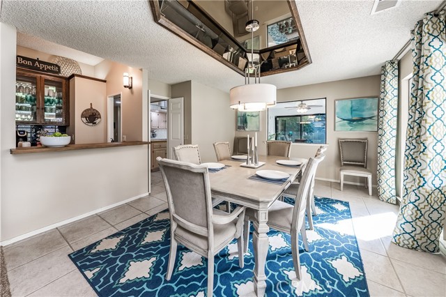 Detail Gallery Image 10 of 69 For 26 Seasons Ct, Madera,  CA 93637 - 3 Beds | 1/2 Baths