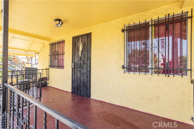 1614 E 49th Street, Los Angeles CA: https://media.crmls.org/medias/56014ecd-790c-440b-98e9-944061a7efe6.jpg