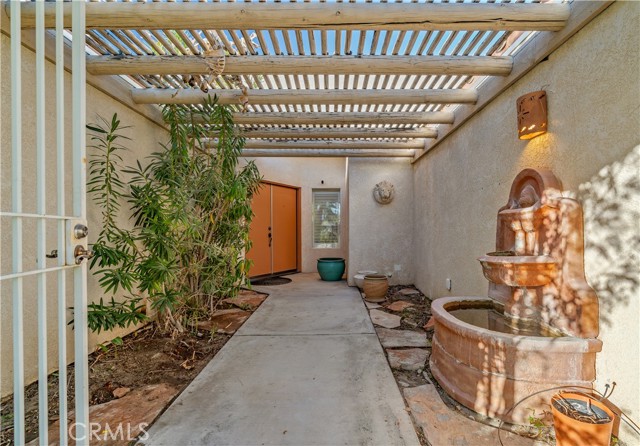 Detail Gallery Image 3 of 26 For 1820 E Racquet Club, Palm Springs,  CA 92262 - 3 Beds | 2 Baths