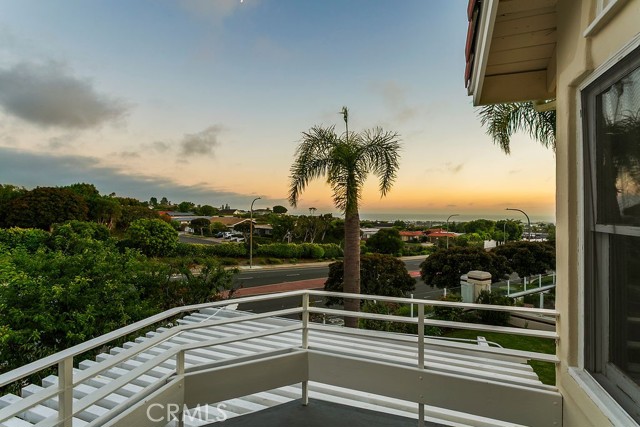 Detail Gallery Image 51 of 56 For 19 Harbor Pointe, Corona Del Mar,  CA 92625 - 4 Beds | 4/1 Baths