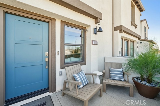 Detail Gallery Image 3 of 21 For 16204 Lumia Way, Fontana,  CA 92336 - 3 Beds | 2/1 Baths