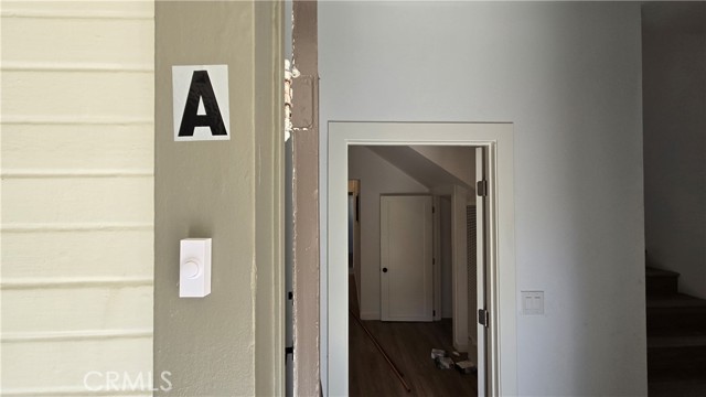 Detail Gallery Image 3 of 8 For 975 N Park a,  Long Beach,  CA 90813 - 3 Beds | 1 Baths