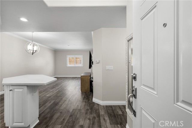 Detail Gallery Image 5 of 28 For 21345 Hawthorne Bld #111,  Torrance,  CA 90503 - 2 Beds | 2 Baths