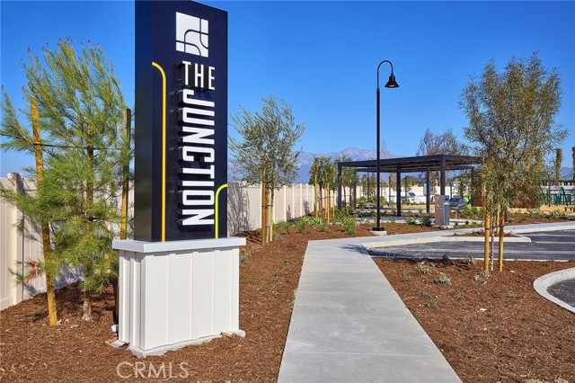 Detail Gallery Image 16 of 28 For 12951 Paradiso Dr #105,  Corona,  CA 92880 - 3 Beds | 3/1 Baths