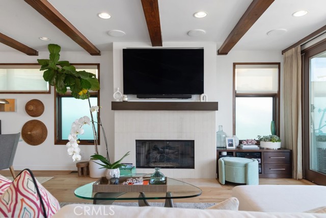 428 21st Place, Manhattan Beach, California 90266, 3 Bedrooms Bedrooms, ,2 BathroomsBathrooms,Residential,Sold,21st,SB23125584