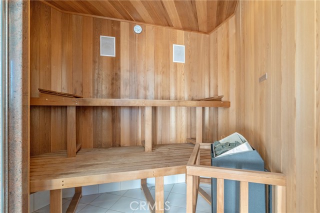Detail Gallery Image 20 of 27 For 1436 Summitridge Dr, Beverly Hills,  CA 90210 - 4 Beds | 5/1 Baths