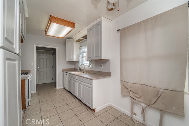 Detail Gallery Image 37 of 49 For 5938 Centralia St, Lakewood,  CA 90713 - 3 Beds | 2 Baths