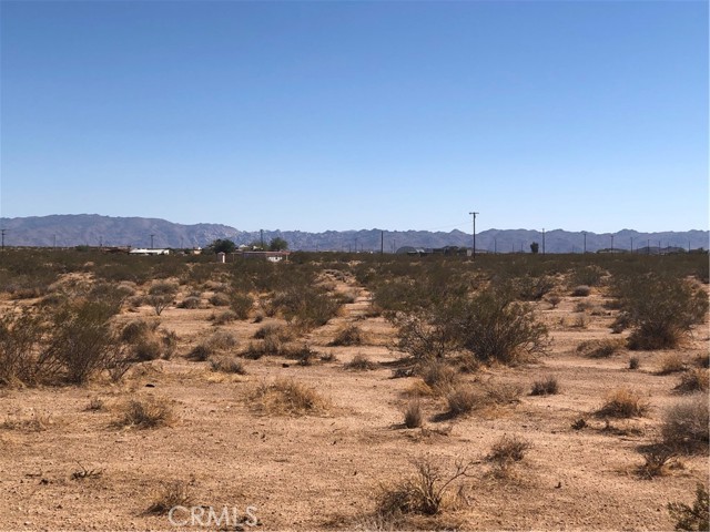 Detail Gallery Image 2 of 4 For 0 Near Daisy Ln, Joshua Tree,  CA 92252 - – Beds | – Baths