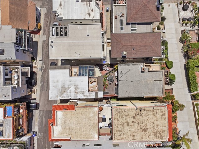 222 24th Street, Manhattan Beach, California 90266, 6 Bedrooms Bedrooms, 0 ,5 BathroomsBathrooms,Residential,For Sale,24th,0,SB26141926