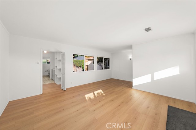 Detail Gallery Image 17 of 41 For 5361 Bridgeview Ave, Pico Rivera,  CA 90660 - 5 Beds | 2 Baths