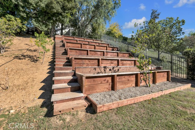 Detail Gallery Image 25 of 27 For 5853 Spirit Lake Ct, Simi Valley,  CA 93063 - 4 Beds | 3/1 Baths