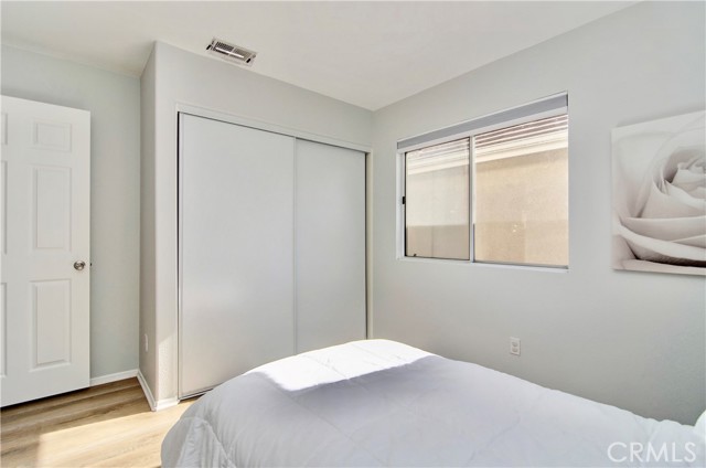 15 Sydney Court, Aliso Viejo CA: https://media.crmls.org/medias/5608adc3-716a-4c0c-a795-d280493e56a8.jpg