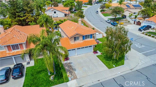 Detail Gallery Image 2 of 59 For 29385 N Lake Dr, Lake Elsinore,  CA 92530 - 3 Beds | 2/1 Baths