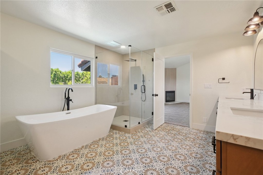 MLS #CV25181348 image #47