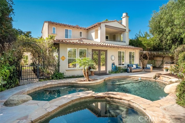 Detail Gallery Image 2 of 47 For 24909 Ironwood Dr, Valencia,  CA 91355 - 4 Beds | 4 Baths