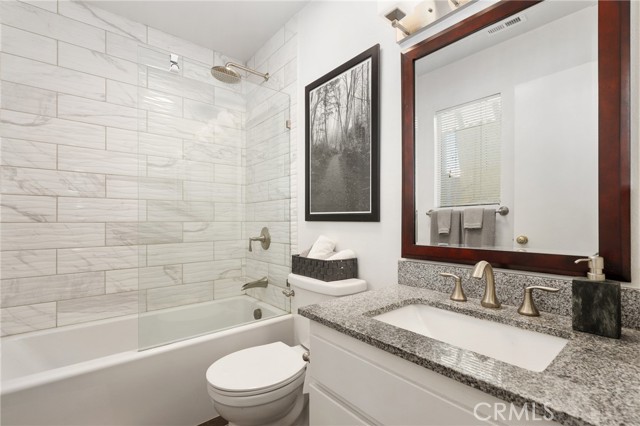 Detail Gallery Image 25 of 37 For 12 Chapala Ct, Lake Forest,  CA 92610 - 2 Beds | 2/1 Baths