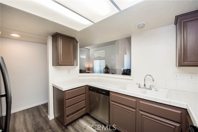 Detail Gallery Image 12 of 27 For 2290 Indigo Hills Dr #6,  Corona,  CA 92879 - 2 Beds | 2 Baths