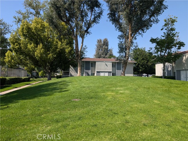 26200 Redlands Boulevard, Redlands CA: https://media.crmls.org/medias/560aafab-9215-4a0d-b066-3b93babb253a.jpg