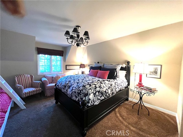 28972 North Shore Road, Lake Arrowhead CA: https://media.crmls.org/medias/560ab96b-70e6-4f70-8b02-398f82266632.jpg