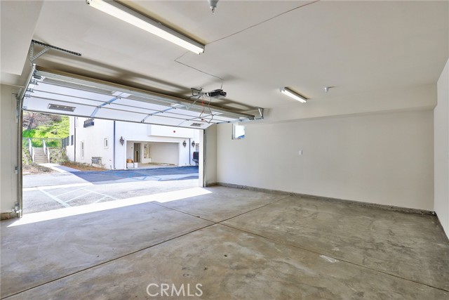 20 Spyglass Avenue, Phillips Ranch CA: https://media.crmls.org/medias/560afd74-30f8-4d7d-bf0a-46c707b20ccc.jpg