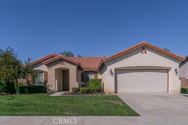 Detail Gallery Image 1 of 28 For 33145 Aquamarine Cir, Menifee,  CA 92584 - 4 Beds | 2 Baths